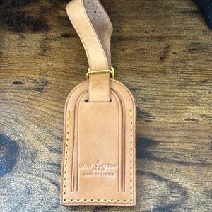 Louis Vuitton Brown Leather Luggage Tag